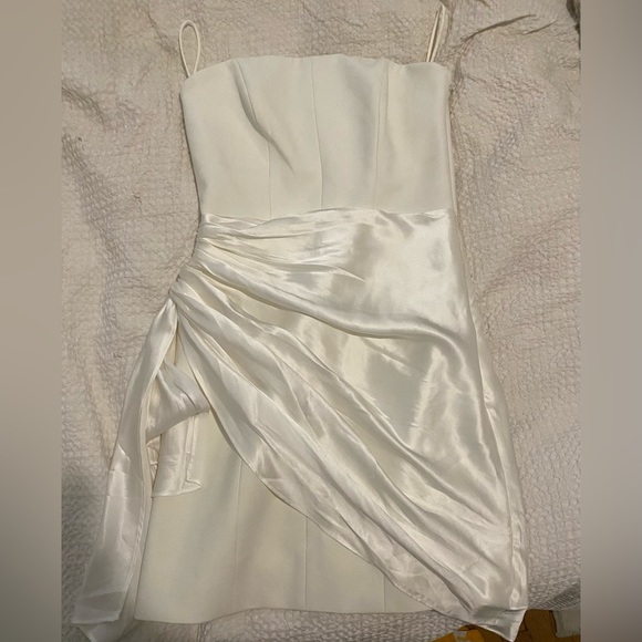 Cinq A Sept Kennith Sash Mini Dress - Ivory/ Cream - Size 0 - Picture 3 of 7